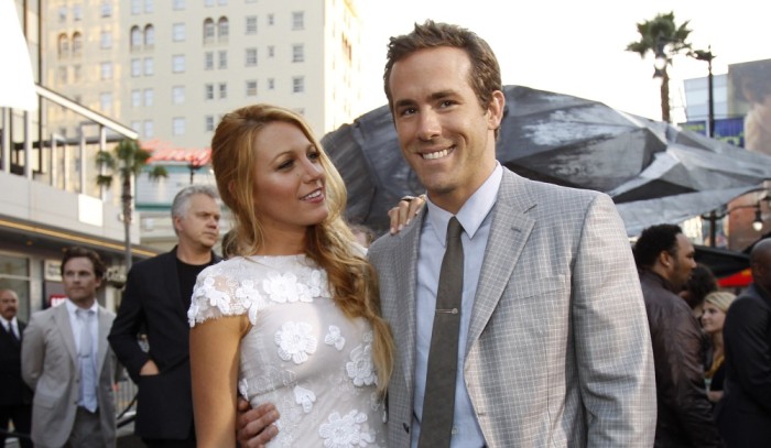 Blake Lively s manželem Ryanem Reynoldsem (thebrostreet.com)