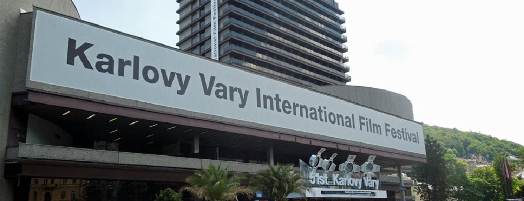 Zomato ví, kam ve Varech při MFF na kus žvance