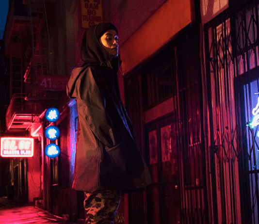 KEITH APE VÍTĚZÍ NAD ŽIVLY