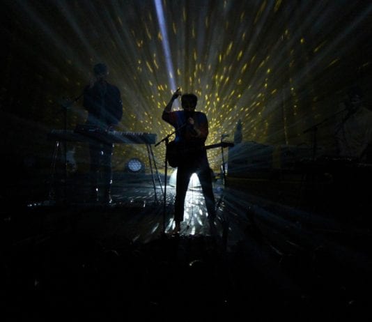 Glass Animals si svým vystoupením v Roxy podmanili Prahu!