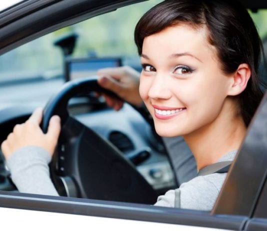 Mobilní aplikace, díky kterým zvládnete zkoušky v autoškole jako nic