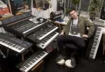 Dubnová MeetFactory nabídne boha nihilismu i taneční party, různé úrovně jazzu či indie saxofonistu, který spolupracoval s Arcade Fire