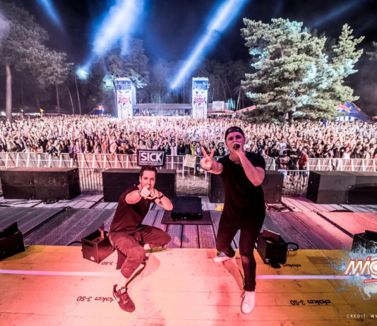 Pojď se máchat na Mácháč!