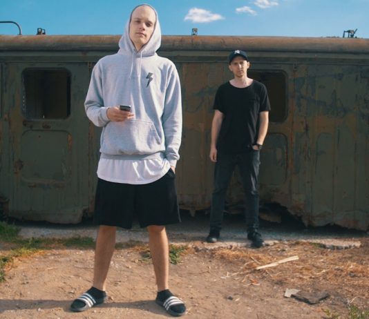 Strespez a Matys se v novince jménem „Farby“ vyjadřují ke slovenské politické situaci