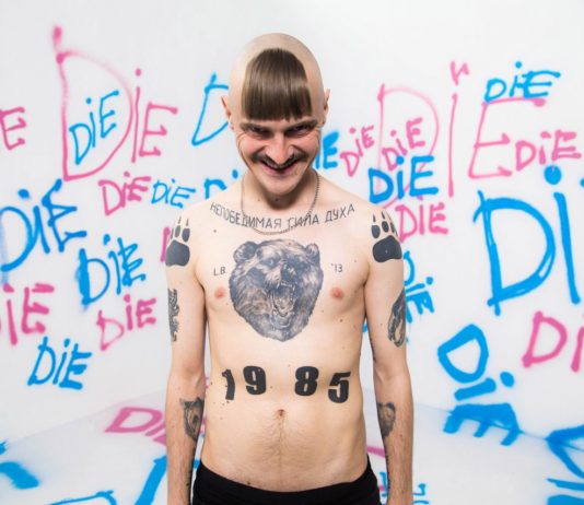 Roxy a Fléda zažijí ruský rave v podání Little Big little big