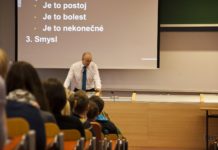 Rise and Shine: Rozvíjej se. Dělej co Tě baví. Staň se legendou!