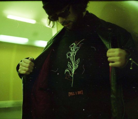 Shini Clothing po roce přichází s novou kolekcí zahrnující trika nadstandardní kvality