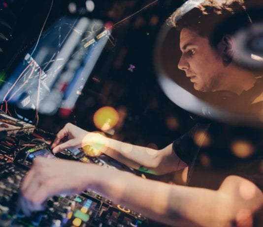 Konec Školy: Kletis