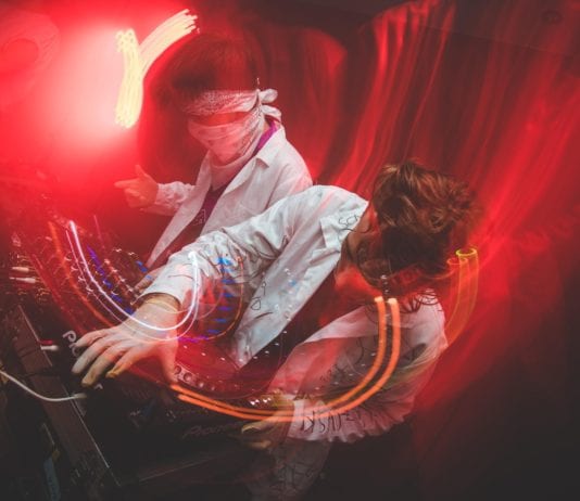 Konec Školy: Destroy Dick December