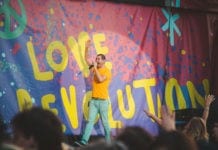 Sziget Festival 2018: Den čtvrtý – Bastille, Tommy Cash, Aurora