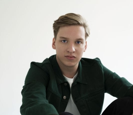 Po úspěchu na Colours of Ostrava míří George Ezra i do Prahy
