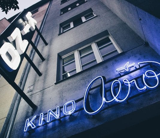 Průvodce malými pražskými kiny aneb Stop cole z postmixu a lístkům za dvě kila