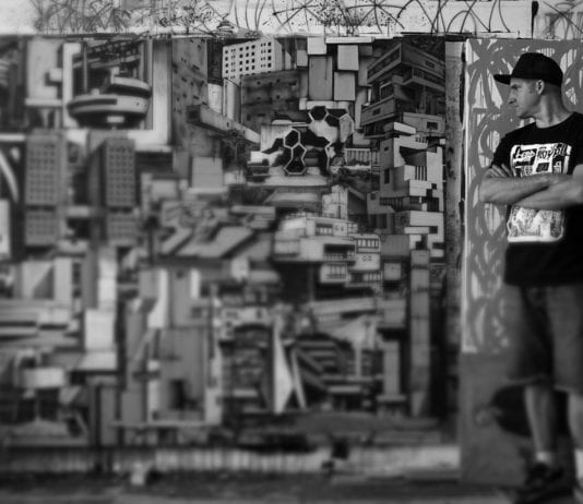 Michal Škapa nejen s neony září ve Ville Pellé