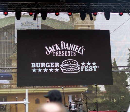 Burger je kult, říká praotec burgráren v Česku