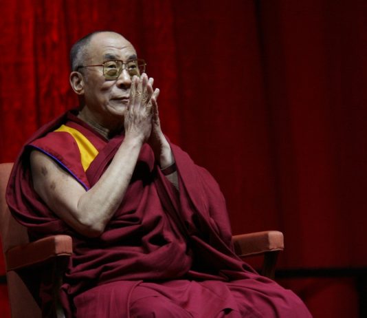 Kulturní září v Tibet Open House a přátelství dalajlámy s Havlem