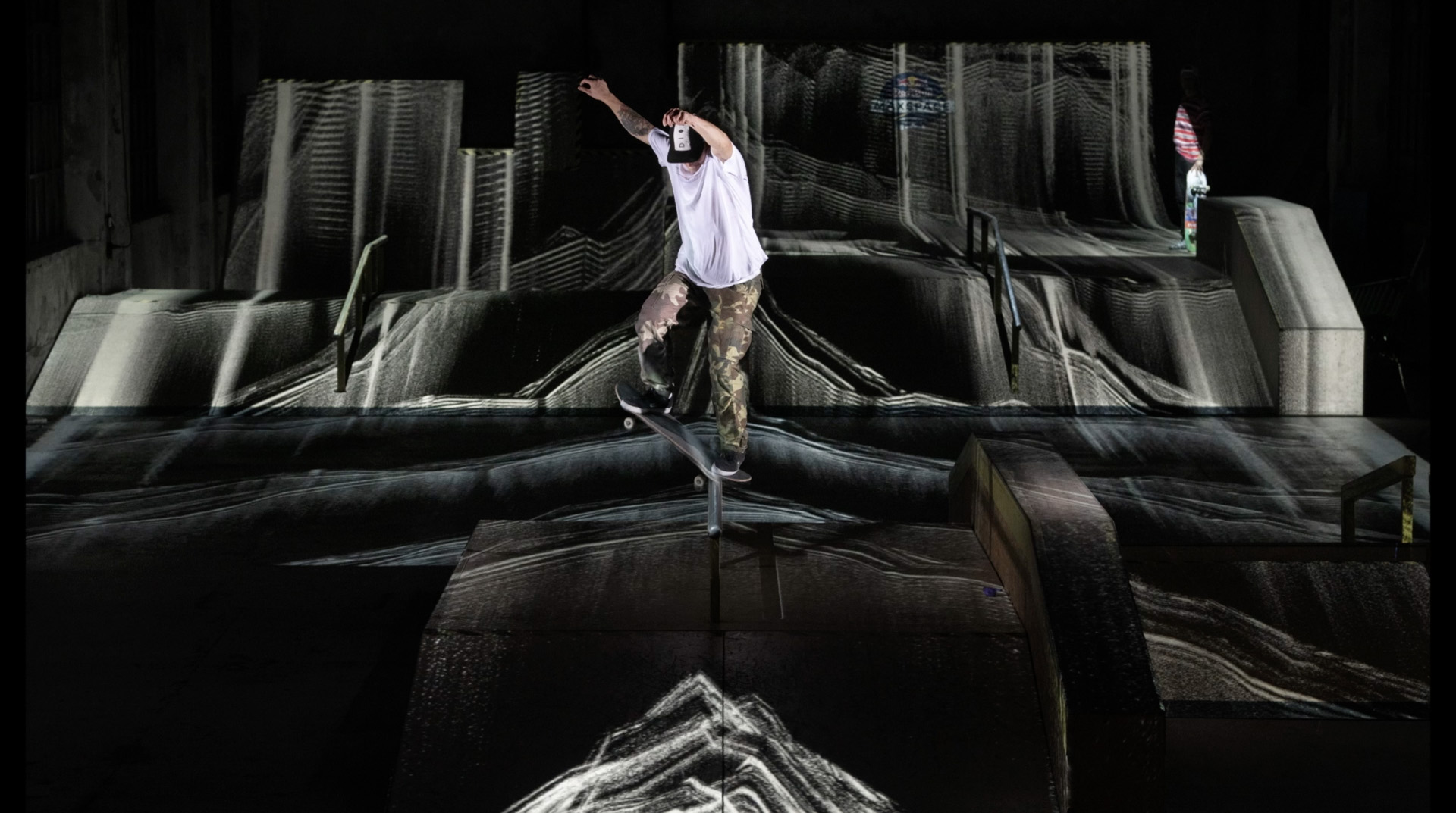 VIDEO: Vesmírný skateboarding v Maxspace