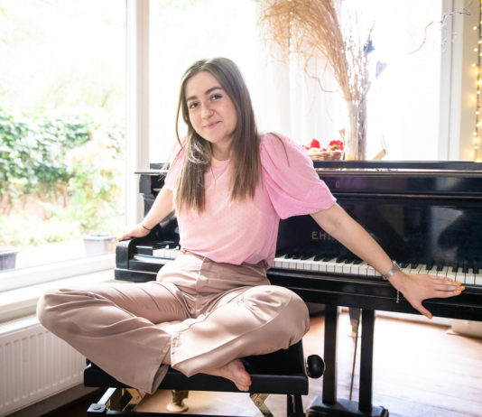 Keeping an Eye On: Johni