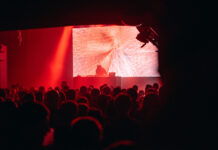 FOTOREPORT: Britští interpreti Rival Consoles a Lone v Paláci Akropolis