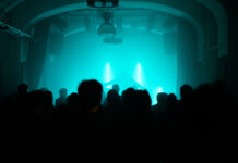 FOTOREPORT: Multiinstrumentální talent badfocus v Kampusu Hybernská