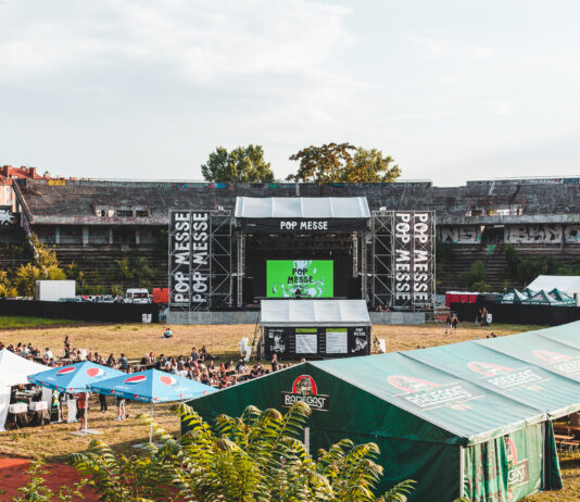FOTOREPORT: Pop Messe je za námi. Skepta přivezl nečekaného hosta, Bicep předvedli jedinečnou audiovizuální show a stadion za Lužánkami opět ožil