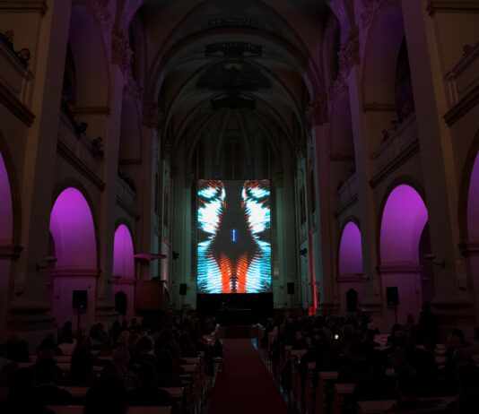 FOTOREPORT: Varhany pro 21. století. Kostel U Salvátora rozezněl koncert Organic II