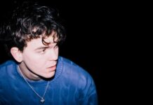 Keeping An Eye On Joshua Curran: Moje skladba reprezentuje Arménii v Eurovizi. Kupodivu nežárlím Zdroj: Petr Jandoš