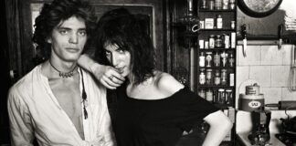 RECENZE: Kniha Just Kids jako upřímná zpověď poetické duše, čtenáři skrze ní dostávají prostor obracet se sami do sebe