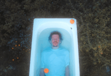 PREMIÉRA: Zrní vydávají nový singl „Signál“ aneb Jak ukončit hádku třemi mrknutími